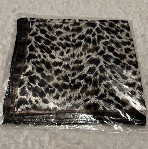 Black Leopard Scarf