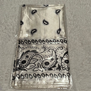 Beige Paisley Wild Rag